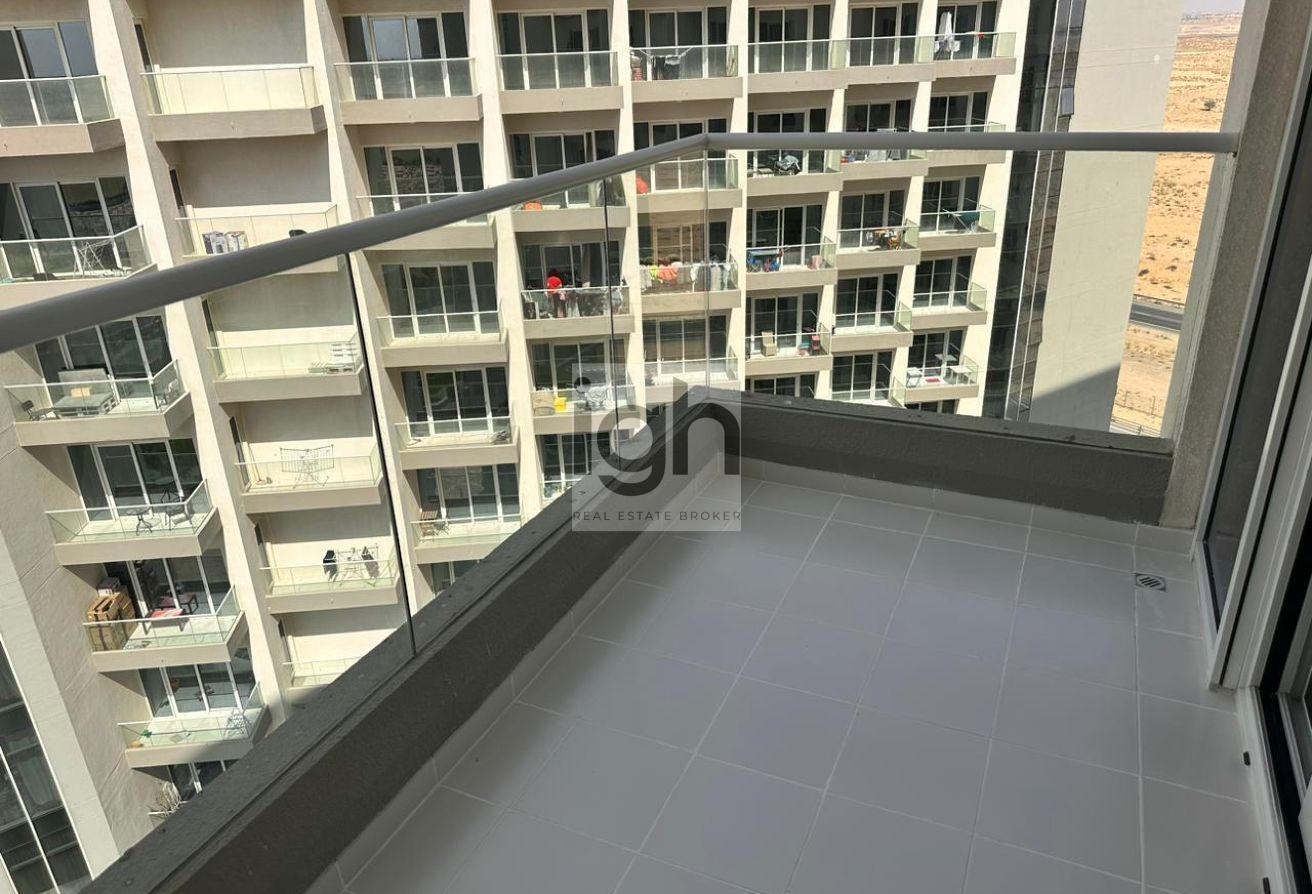 Modern Furnished Studio | Available From May 1 photo 14