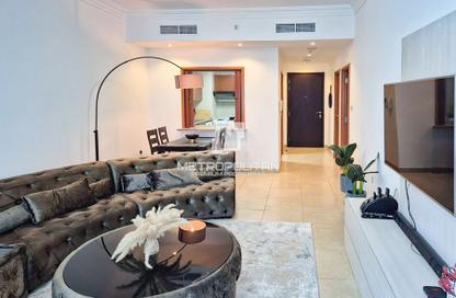Apartment - 1 Bedroom - 2 Bathrooms for rent in MAG 218 - Dubai Marina - Dubai