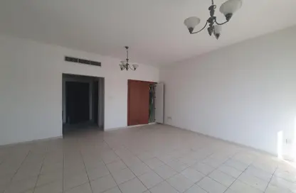 Apartment - Studio - 1 Bathroom for rent in Building Q04 - France Cluster - International City - Dubai