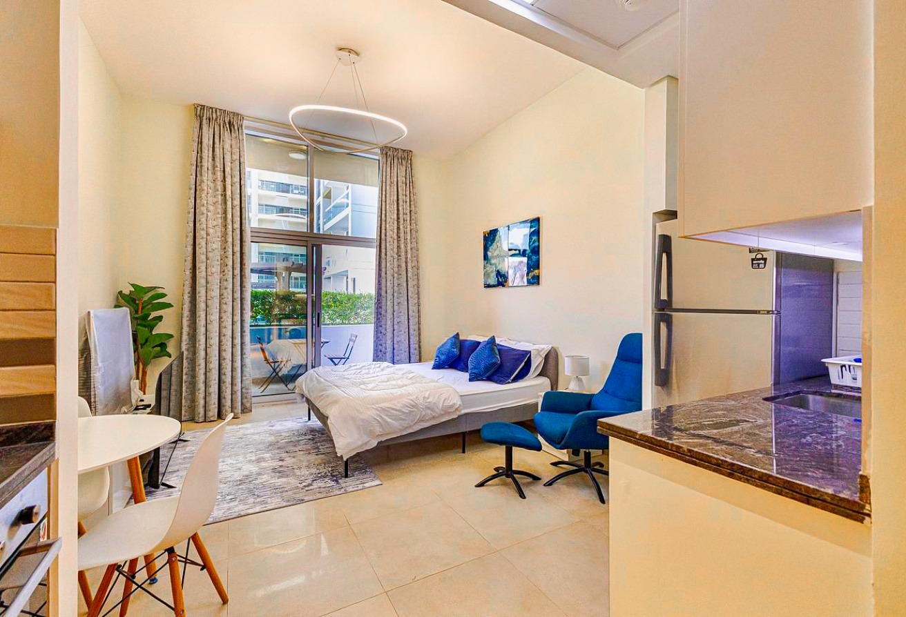 Luxury & Spacious Studio|12 Cheques |Chiller Free