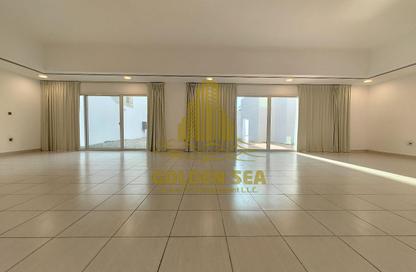 Villa - 4 - 6 for rent in Al Musalla Area - Al Karamah - Abu Dhabi
