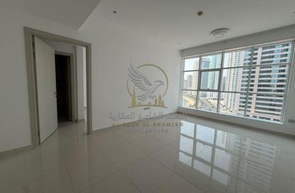 Apartment - 1 - 2 for rent in Al Khan Corniche - Al Khan - Sharjah