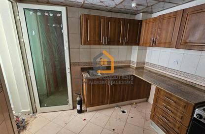 Apartment - 1 Bedroom - 2 Bathrooms for rent in Thuraya Al Majaz Building - Al Majaz 3 - Al Majaz - Sharjah