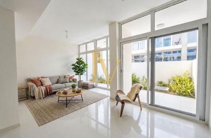 Townhouse - 3 - 3 for sale in Vardon - Damac Hills 2 - Dubai Townhouse - 3 - 3 for sale in Vardon - Damac Hills 2 - Dubai