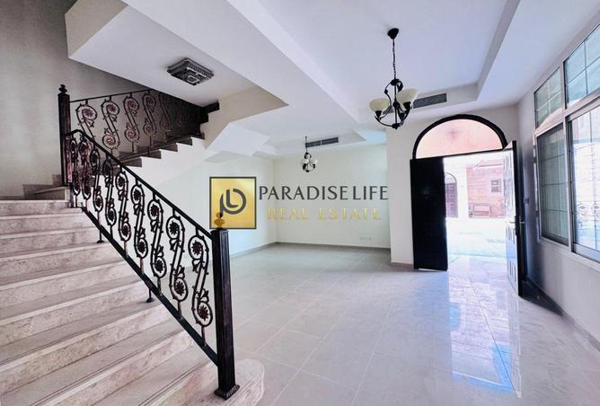 123834004 - Property Image 2