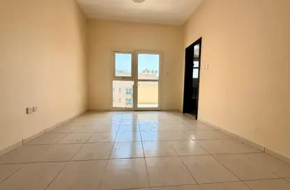 شقة - غرفة نوم - 2 حمامات للايجار في مبنى الزرعوني - النهدة 2 - النهدة - دبي - دبي