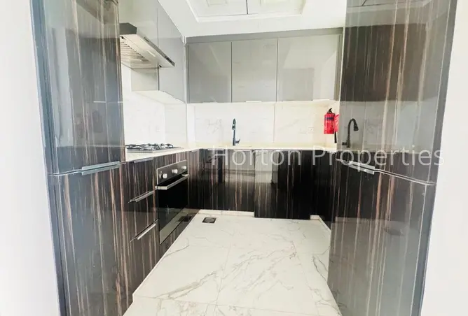 102832885 - Property Image 3
