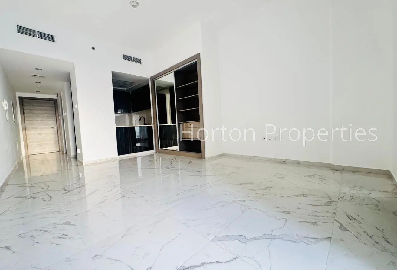 102832885 - Property Main Image
