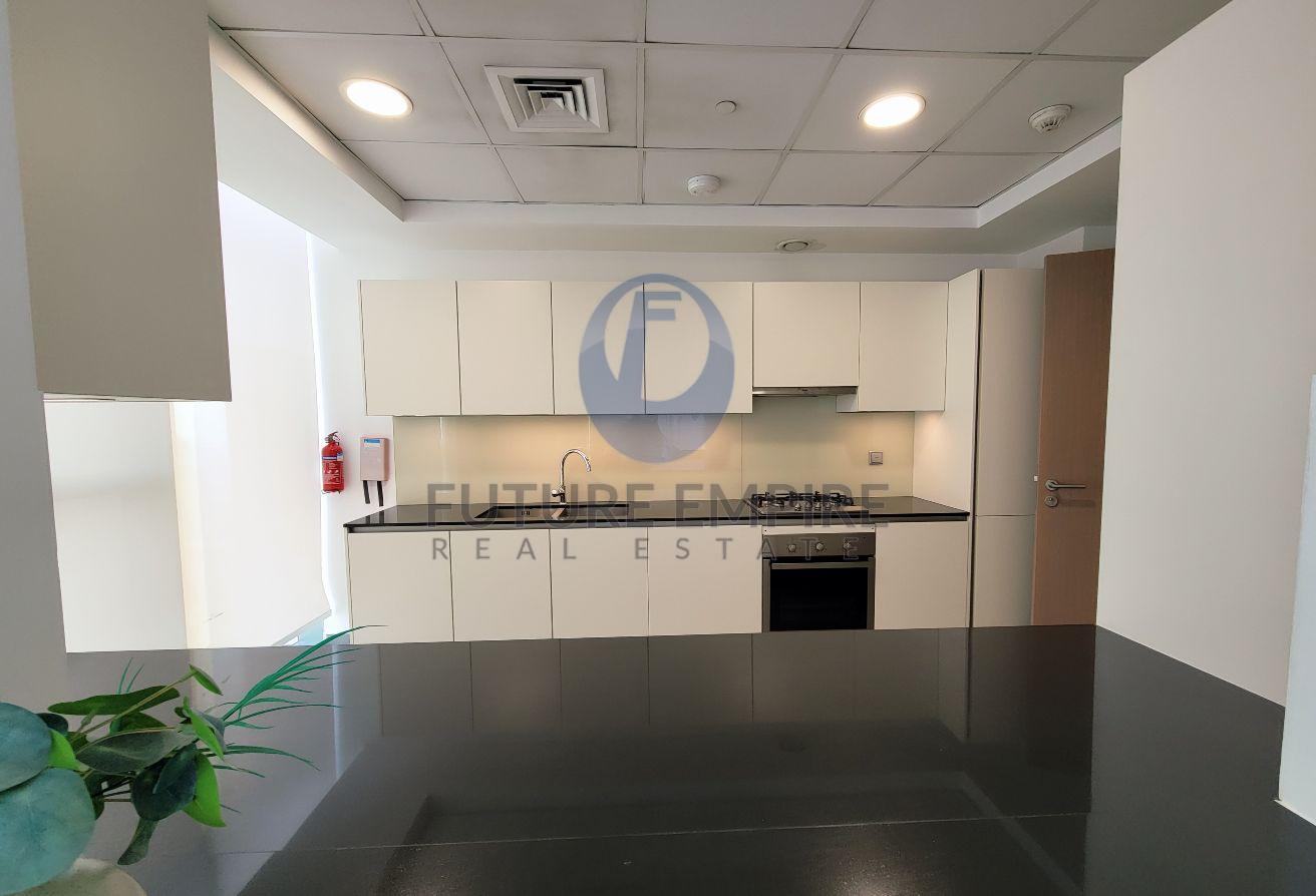 Beautiful View Furnished 3BHK Apartment + Maid photo 11