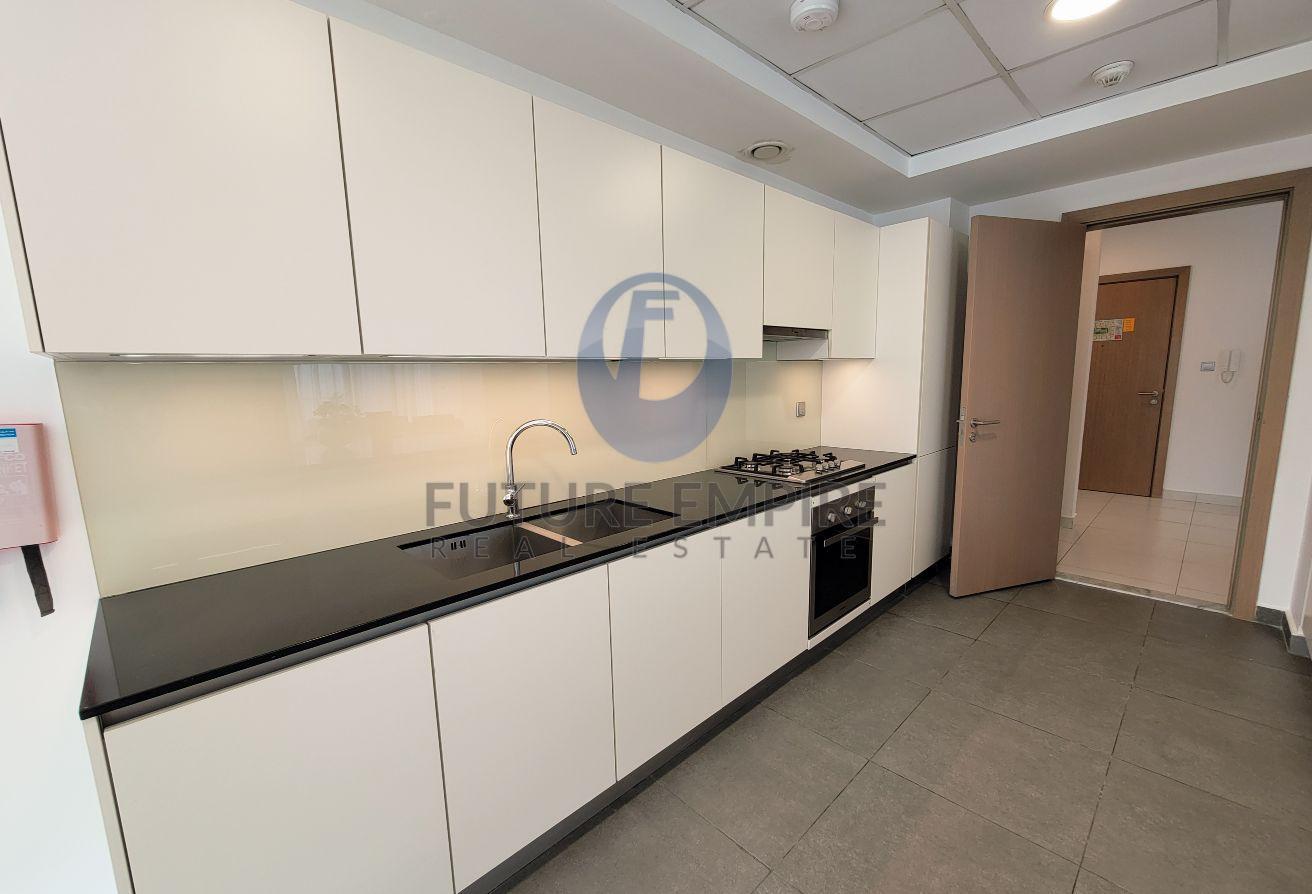 Beautiful View Furnished 3BHK Apartment + Maid photo 7
