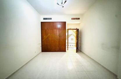 Apartment - 2 Bedrooms - 3 Bathrooms for rent in Al Raffa - Bur Dubai - Dubai