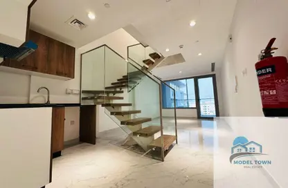 Apartment - 2 Bedrooms - 3 Bathrooms for rent in Oasis 1 - Oasis Residences - Masdar City - Abu Dhabi