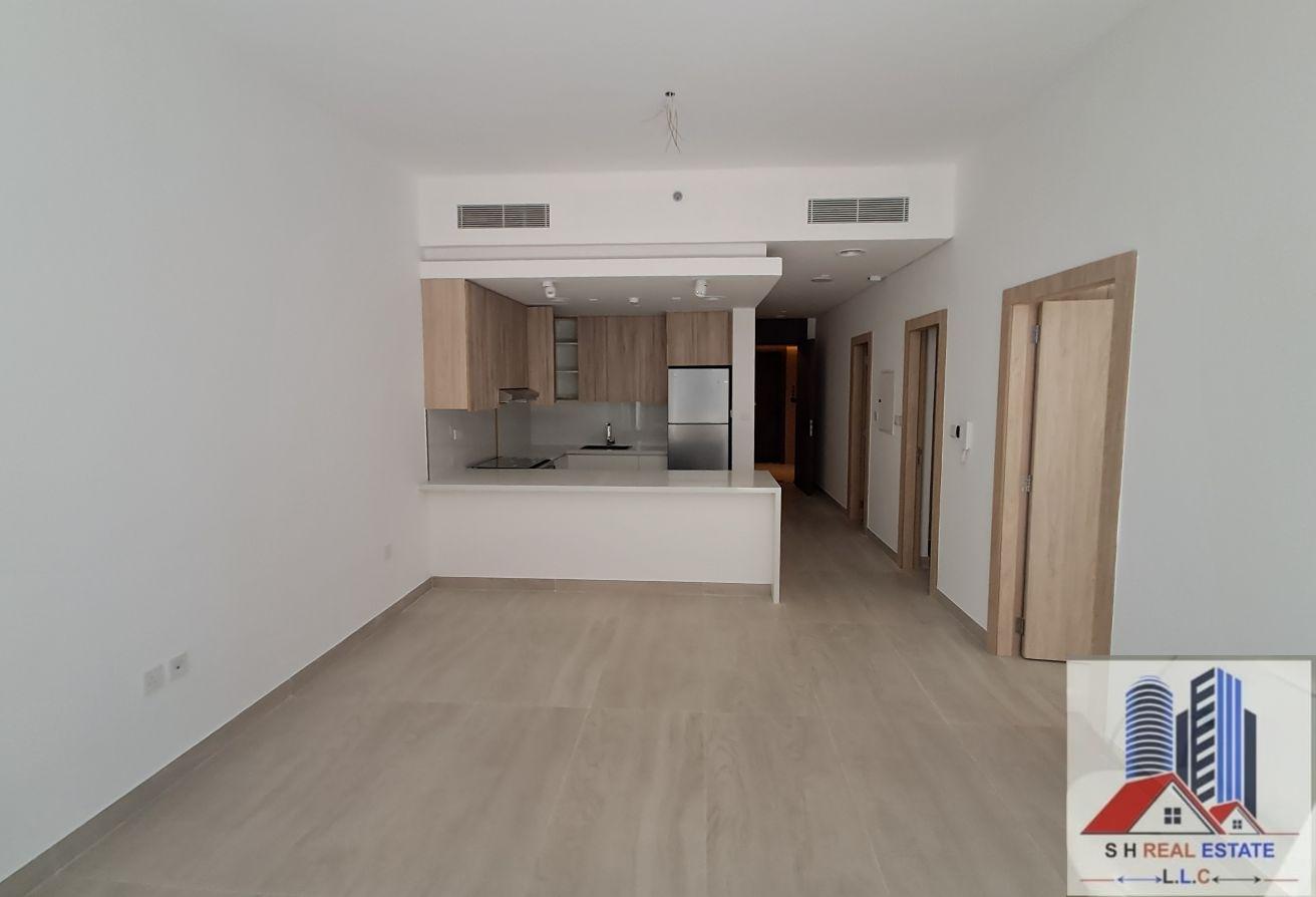 2 BR Apartment in Liwan with Shared Pool