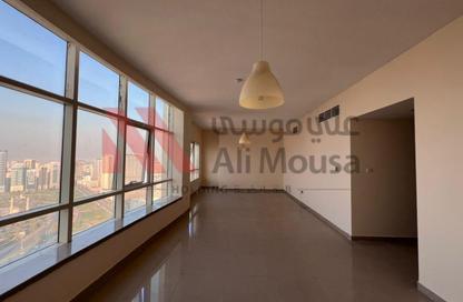Apartment - 2 Bedrooms - 4 Bathrooms for rent in Ali Mousa Tower 1 - Al Majaz 2 - Al Majaz - Sharjah