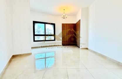 Apartment - 2 Bedrooms - 3 Bathrooms for rent in Al Durrah 7 Jadaf Building - Al Jaddaf - Dubai
