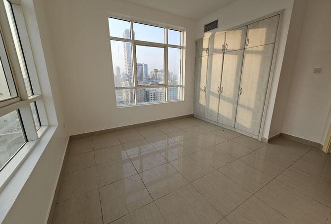 56574232 - Property Image 2