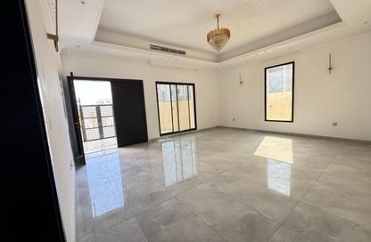 Villa - 5 Bedrooms - 7 Bathrooms for sale in Al Yasmeen 1 - Al Yasmeen - Ajman