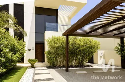 Villa - 3 Bedrooms - 4 Bathrooms for rent in Richmond - Damac Hills - Dubai