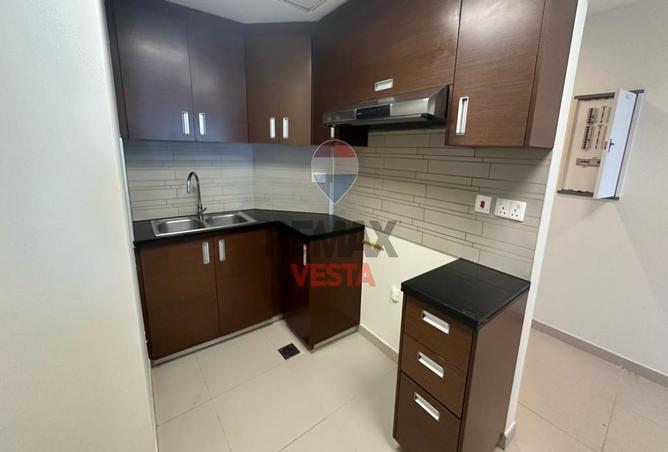 98710689 - صورة العقار 2