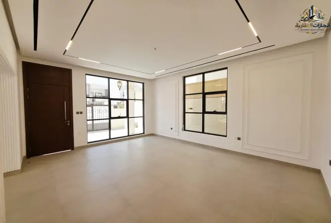 155511133 - Property Image 2
