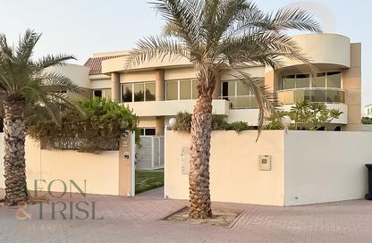 Villa - 4 Bedrooms - 5 Bathrooms for rent in 12 Villas - Jumeirah 1 - Jumeirah - Dubai