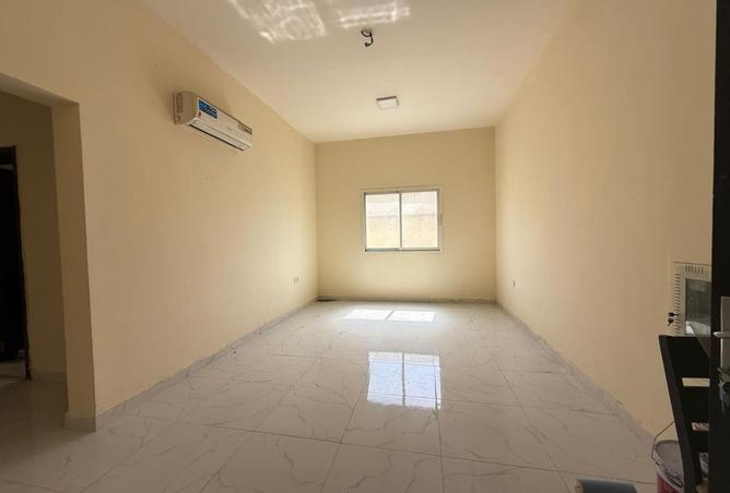 127912601 - Property Main Image