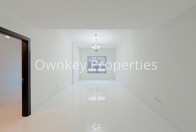 74623985 - Property Image 2