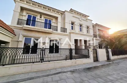 Villa - 5 Bedrooms - 6 Bathrooms for rent in Jumeirah 1 Villas - Jumeirah 1 - Jumeirah - Dubai