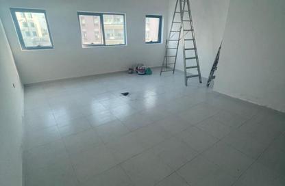 Apartment - Studio - 1 Bathroom for rent in Falcon Tower 1 - Falcon Towers - Ajman Downtown - Ajman Apartment - Studio - 1 Bathroom for rent in Falcon Tower 1 - Falcon Towers - Ajman Downtown - Ajman