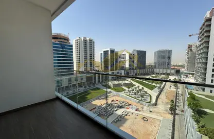 Apartment - 1 Bathroom for rent in SOL Bay - Business Bay - Dubai