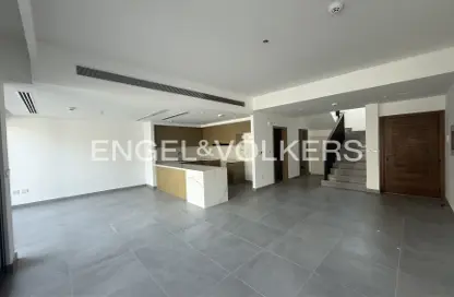 Townhouse - 3 Bedrooms - 4 Bathrooms for rent in La Violeta 1 - La Violeta - Villanova - Dubai