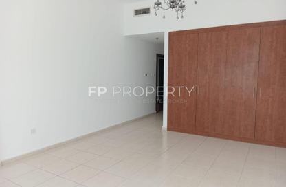 Apartment - 2 Bedrooms - 3 Bathrooms for rent in Olympic Park 2 - Olympic Park Towers - Dubai Sports City - Dubai