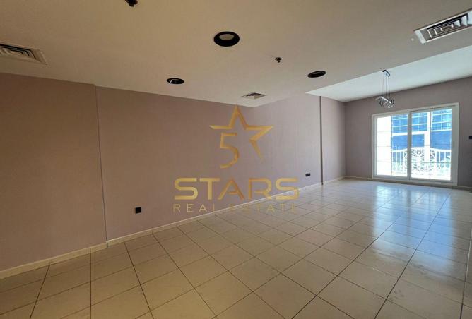 74634460 - Property Image 2