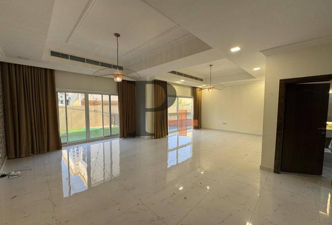 142862434 - Property Main Image