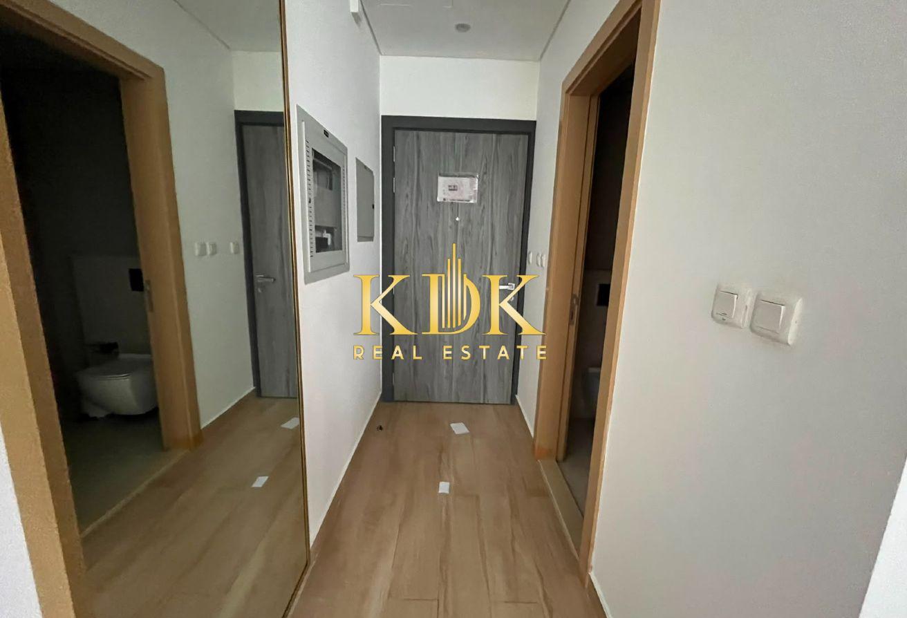 Modern Apartment Studio |Best Amenities| Spacious photo 6