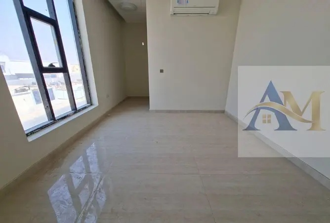 160972233 - Property Image 3