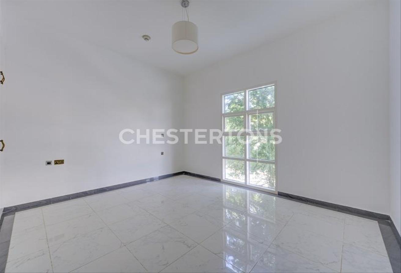Luxury 5BR Villa | Private Pool | Polo Field View photo 14