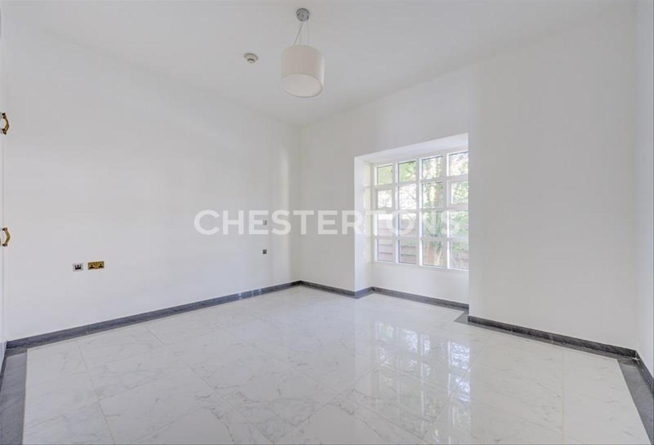 Luxury 5BR Villa | Private Pool | Polo Field View photo 7