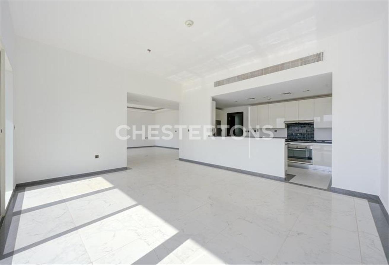 Luxury 5BR Villa | Private Pool | Polo Field View photo 3