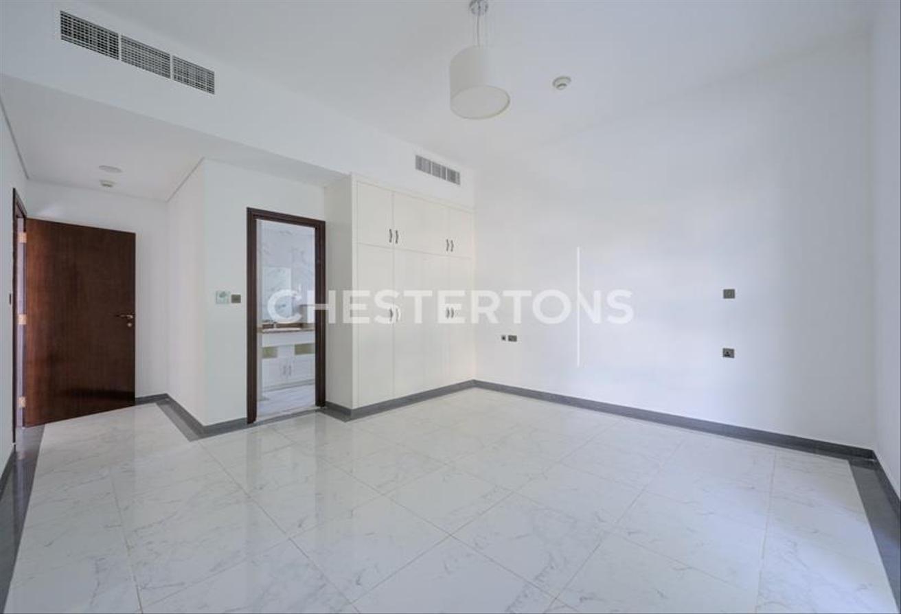 Luxury 5BR Villa | Private Pool | Polo Field View photo 13