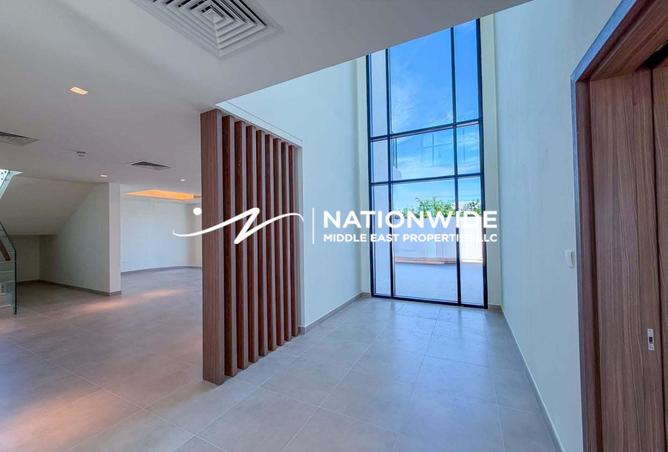 77791077 - Property Image 3