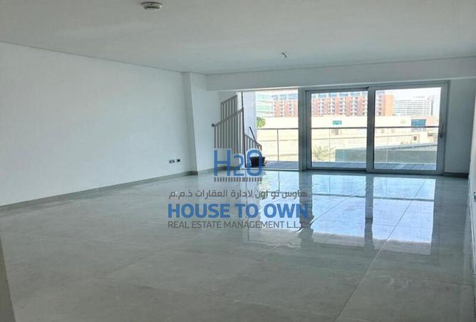 103240207 - Property Image 3