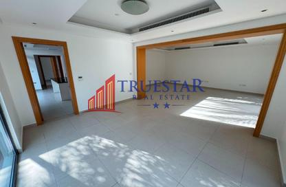 Villa - 4 Bedrooms - 5 Bathrooms for rent in Al Jafiliya Villas - Al Jafiliya - Dubai