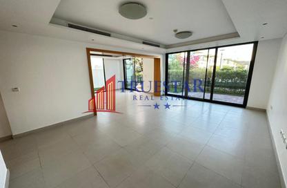 Villa - 4 Bedrooms - 5 Bathrooms for rent in Al Jafiliya - Dubai