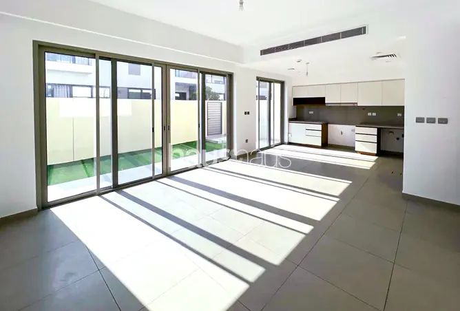 165024403 - Property Image 2