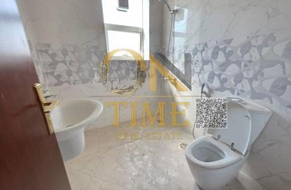 Apartment - 2 - 3 for rent in Al Rumailah building - Al Rumailah 2 - Ajman