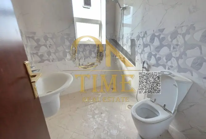 155519555 - Property Image 2