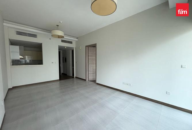 Bright Unit | Partial Canal View | Spacious photo 2