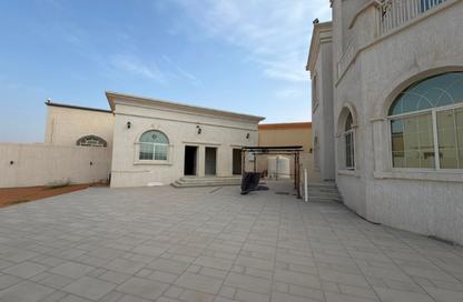 Villa - 6 Bedrooms - 7 Bathrooms for rent in Al Riffa - Ras Al Khaimah Villa - 6 Bedrooms - 7 Bathrooms for rent in Al Riffa - Ras Al Khaimah