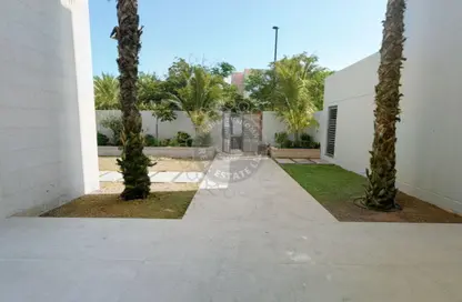 Villa - 5 Bedrooms - 5 Bathrooms for rent in Millennium Estates - Meydan Gated Community - Meydan - Dubai